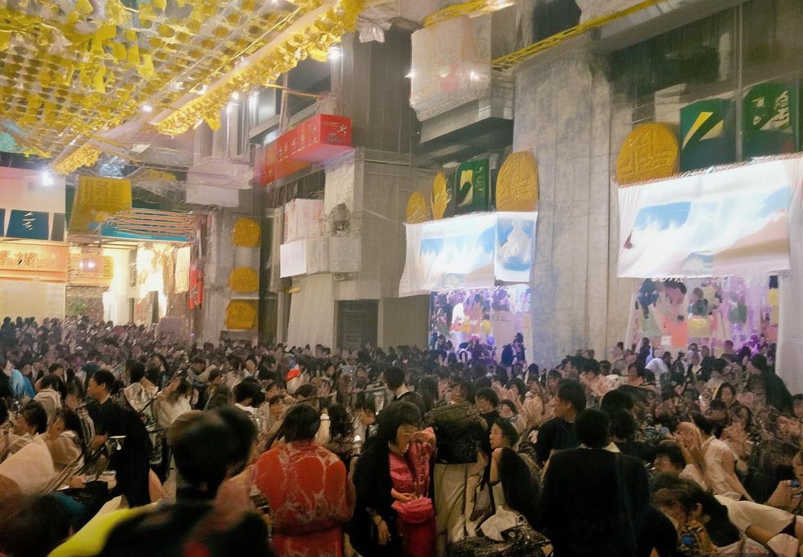 巴萨诺坎普逆转巴黎：欧冠奇迹之夜回顾